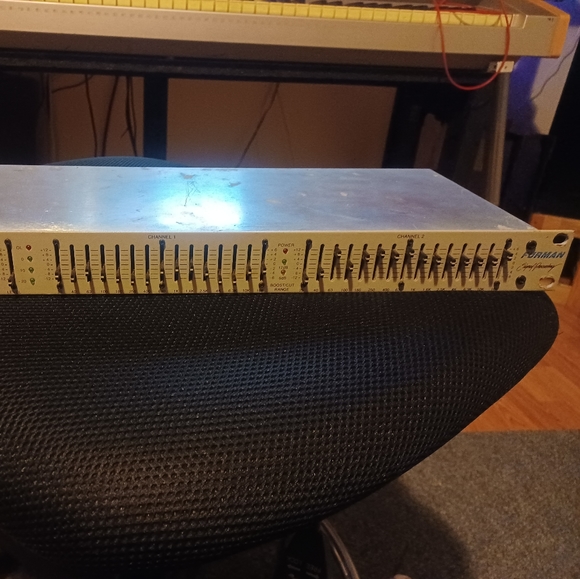 2 Channel Equalizer - Picture 1 of 2
